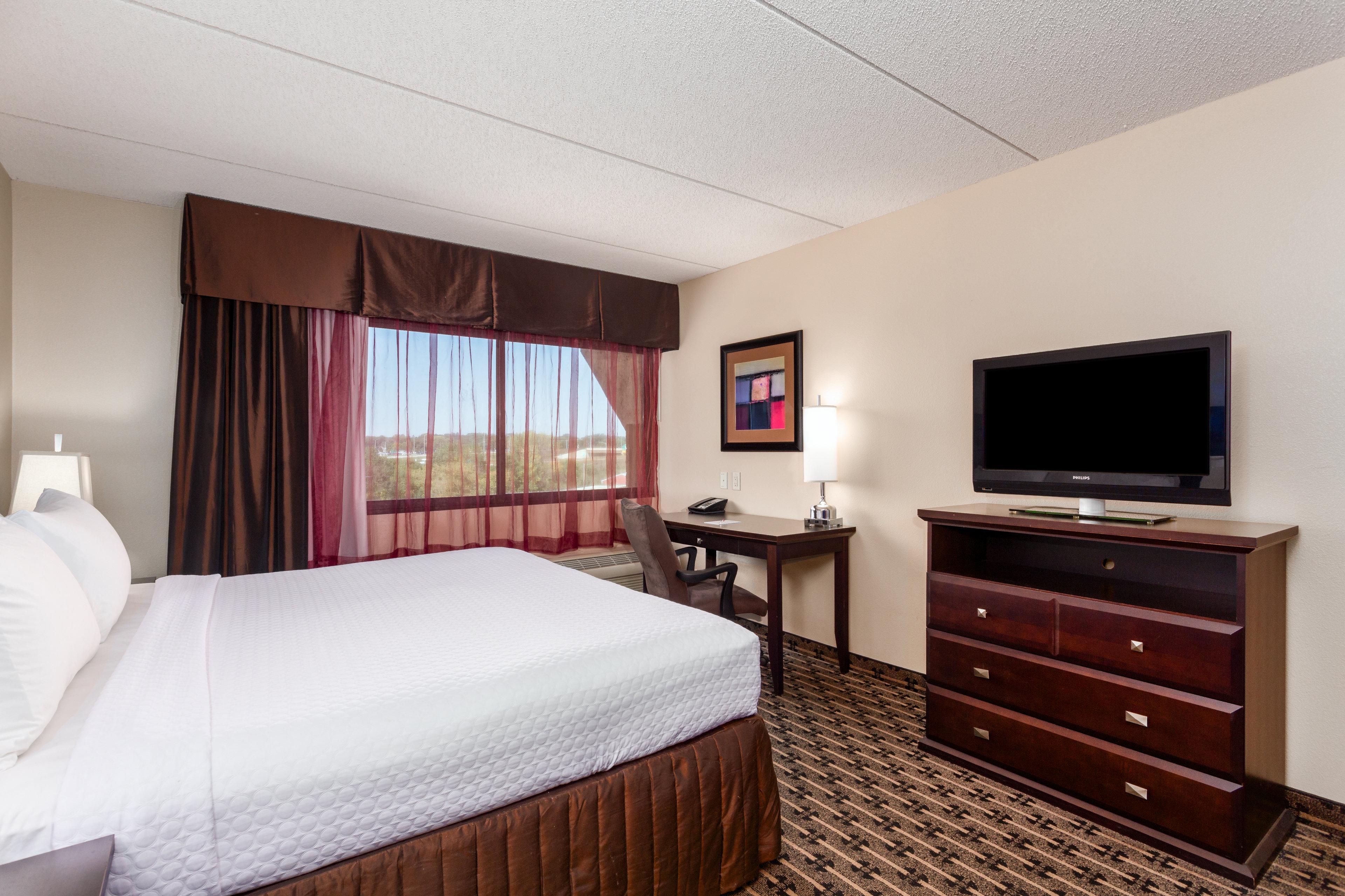 ホテル Crowne Plaza Milwaukee South By Ihg エクステリア 写真