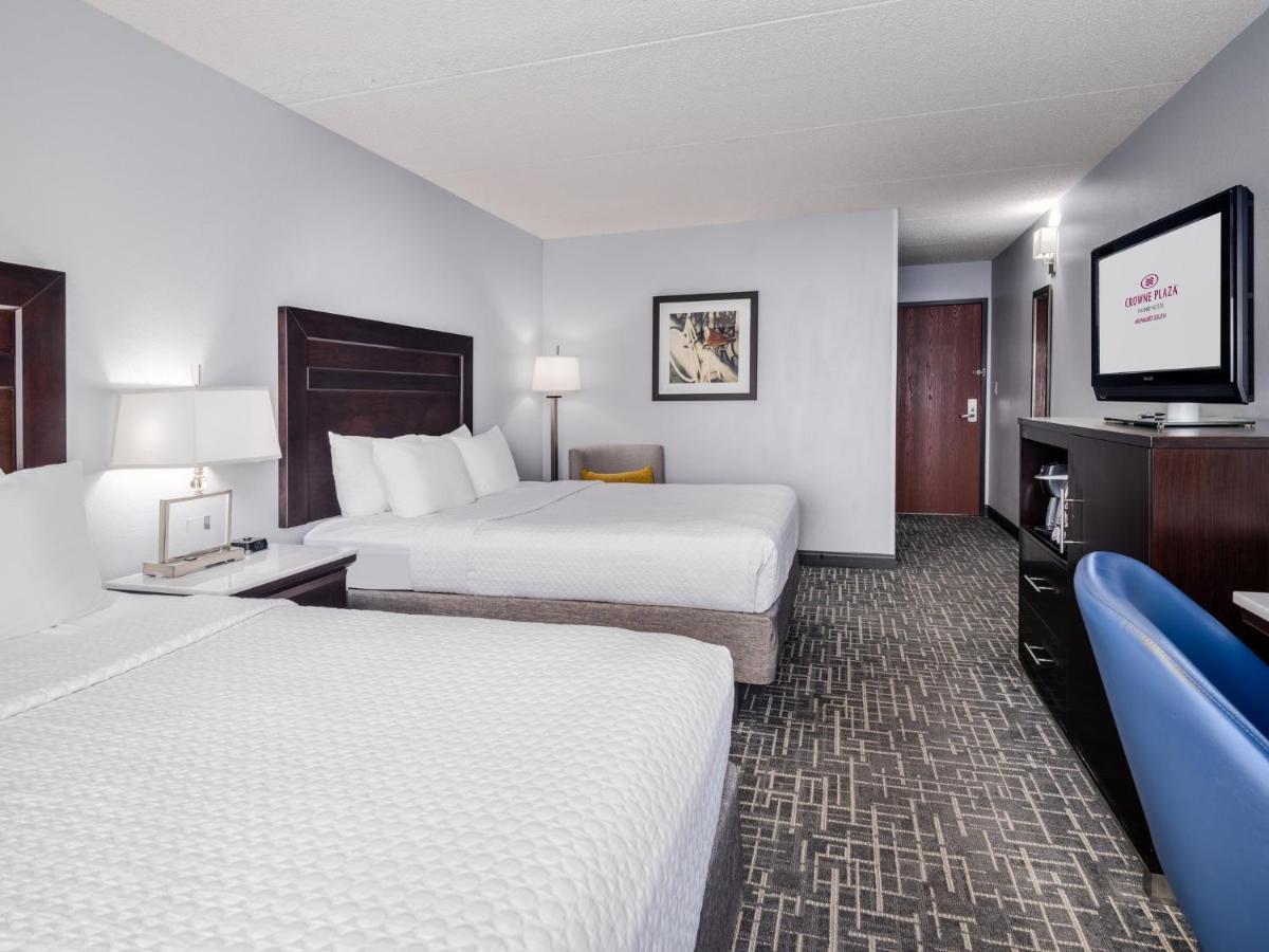 ホテル Crowne Plaza Milwaukee South By Ihg エクステリア 写真