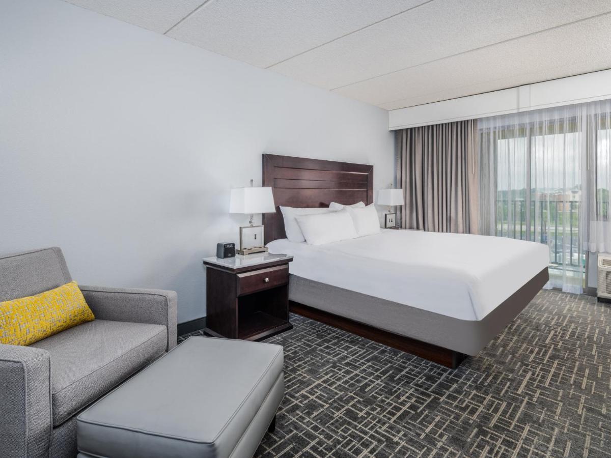 ホテル Crowne Plaza Milwaukee South By Ihg エクステリア 写真