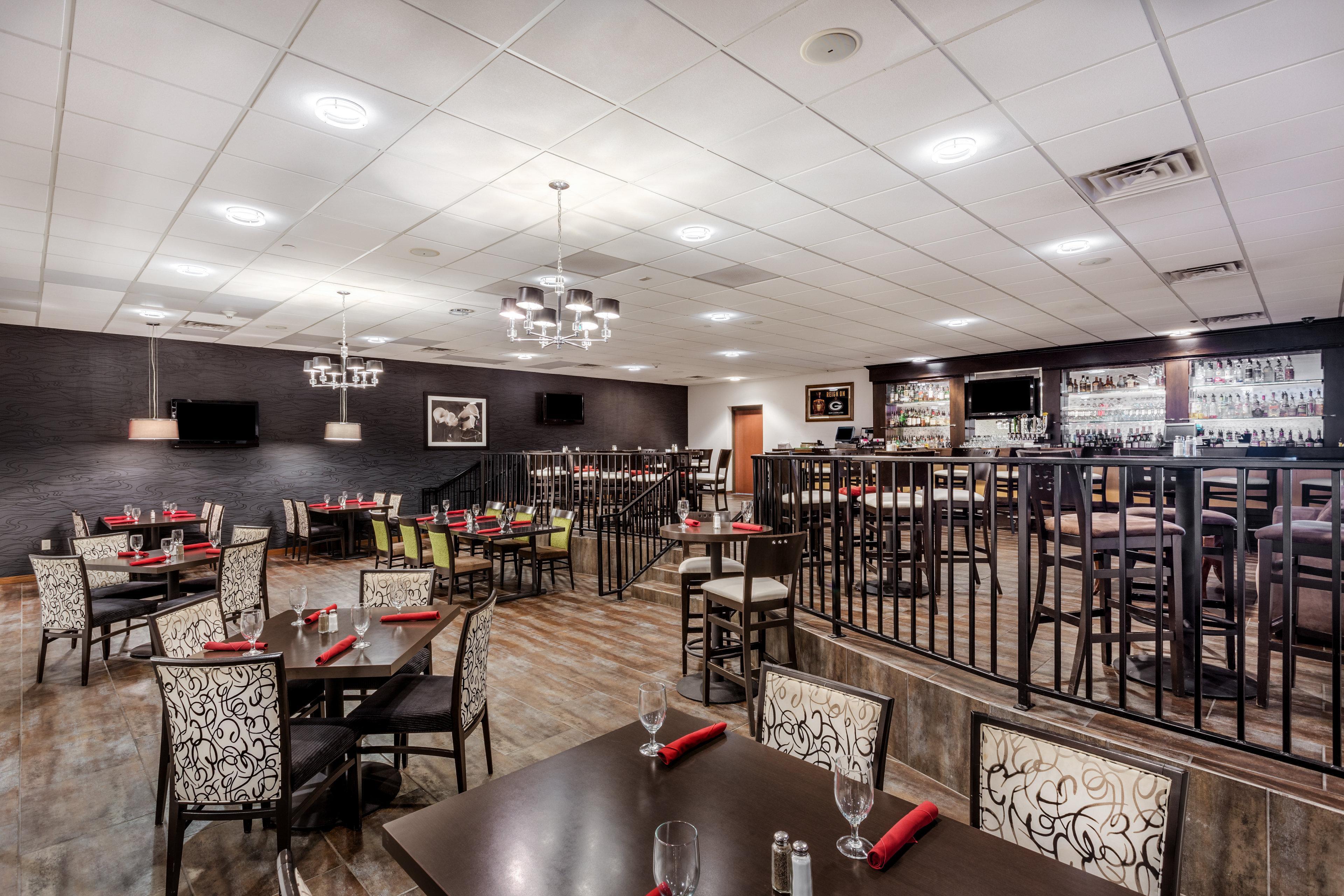 ホテル Crowne Plaza Milwaukee South By Ihg エクステリア 写真