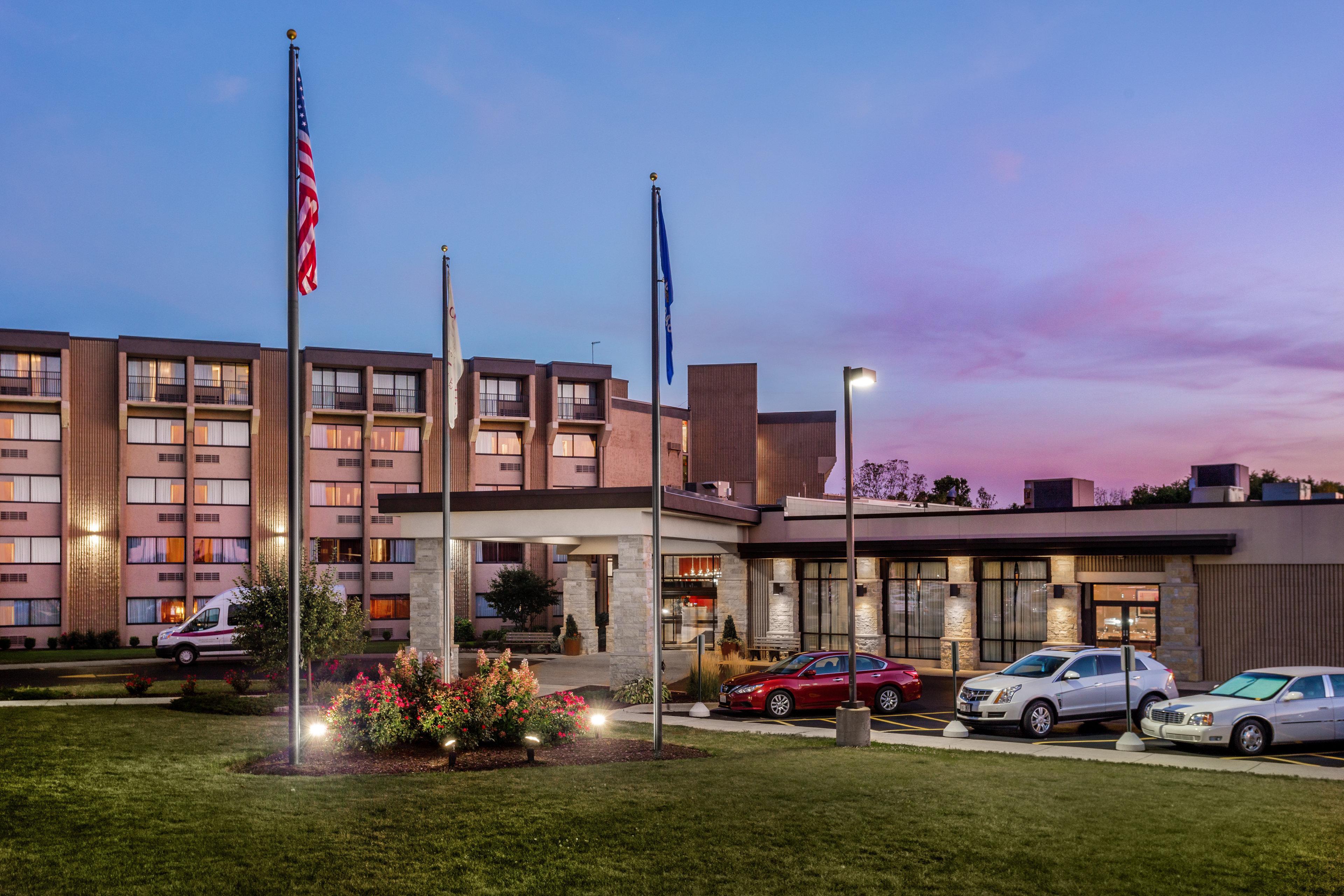 ホテル Crowne Plaza Milwaukee South By Ihg エクステリア 写真