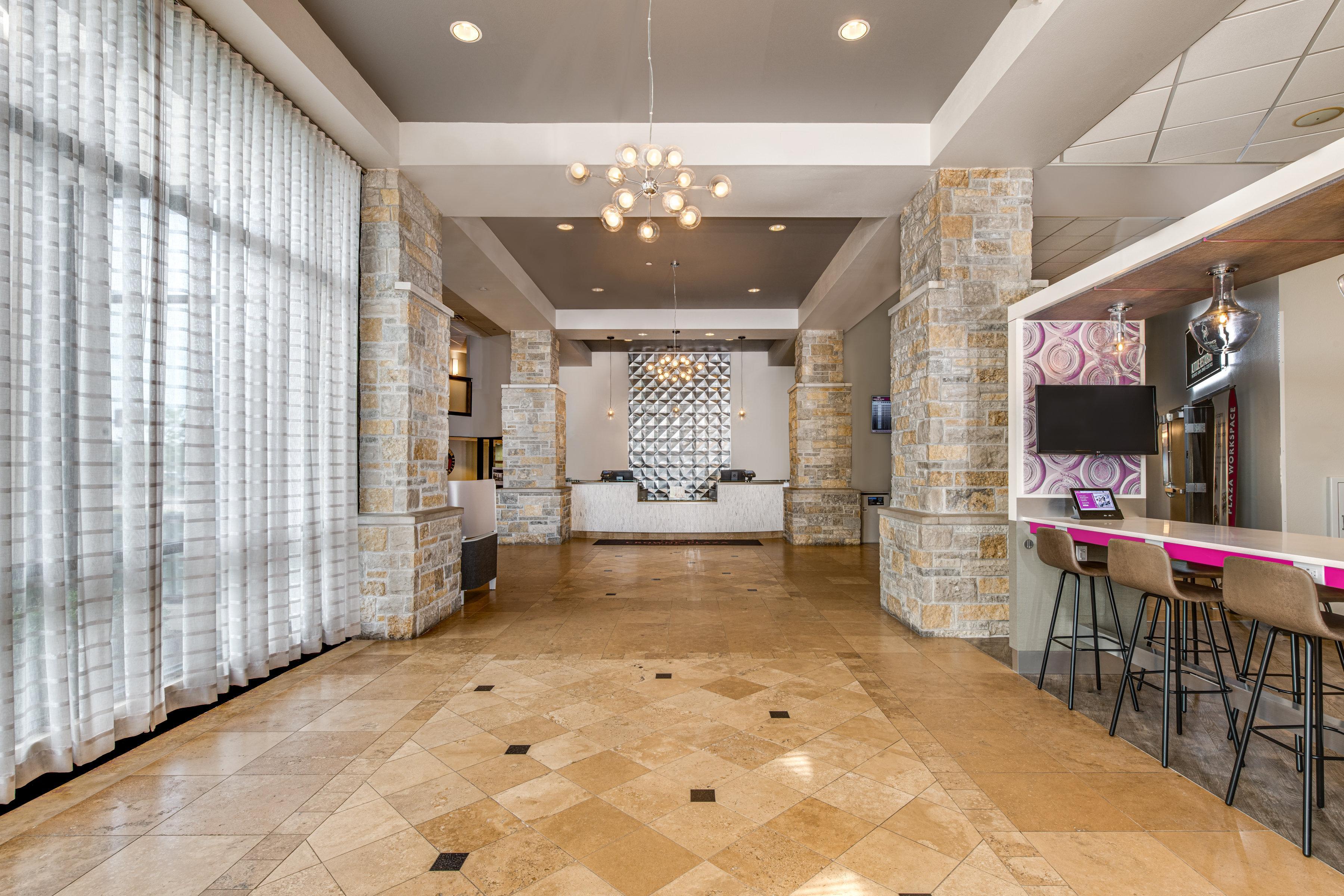 ホテル Crowne Plaza Milwaukee South By Ihg エクステリア 写真